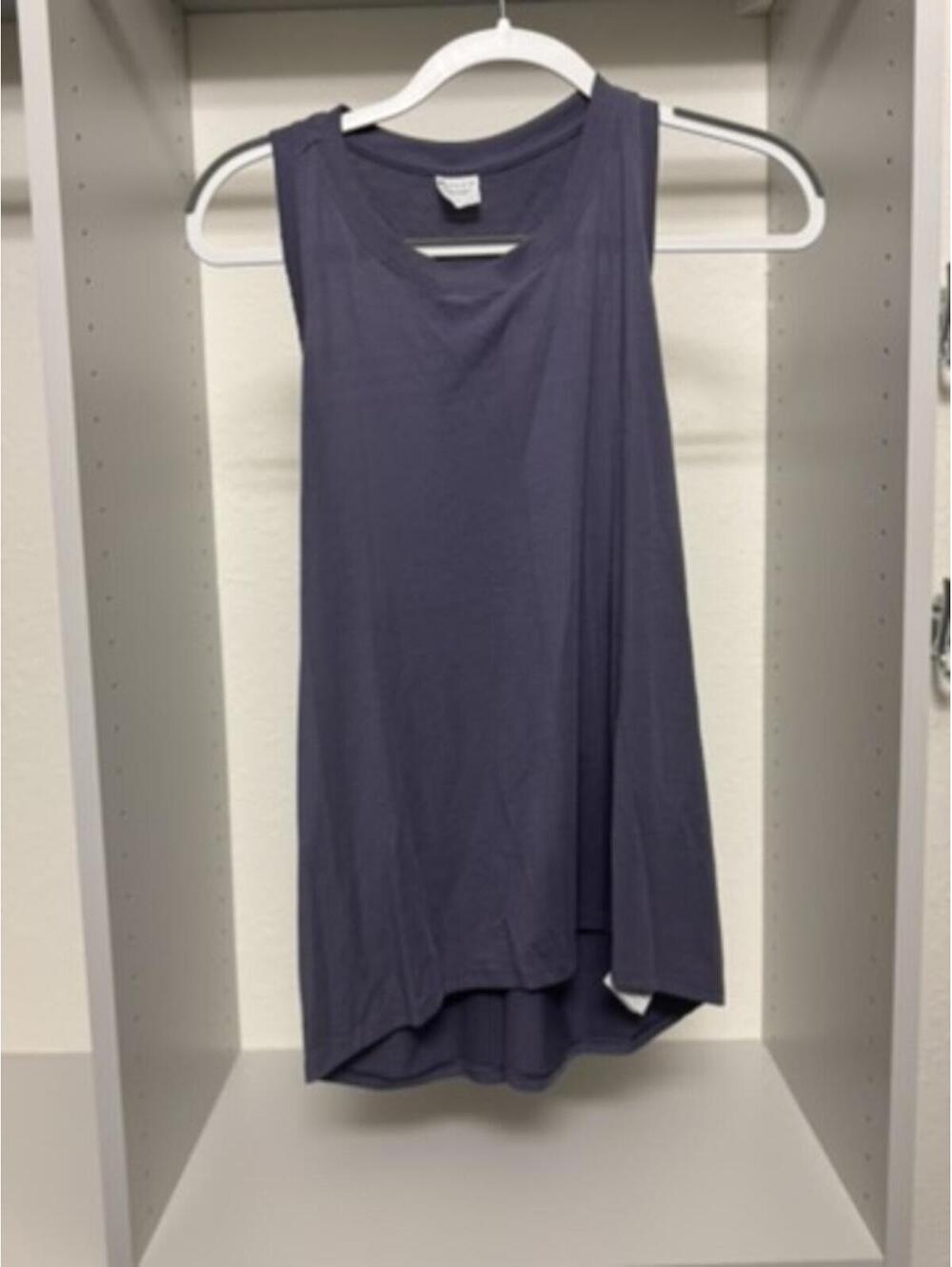 Athleta Sleeveless Racerback Tank Top Size L Purple